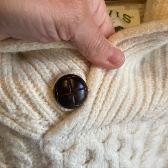 ORVIS Cable Knit Fisherman Ivory Women’s Wool Chunky Sweater Ireland M - Picture 6 of 6